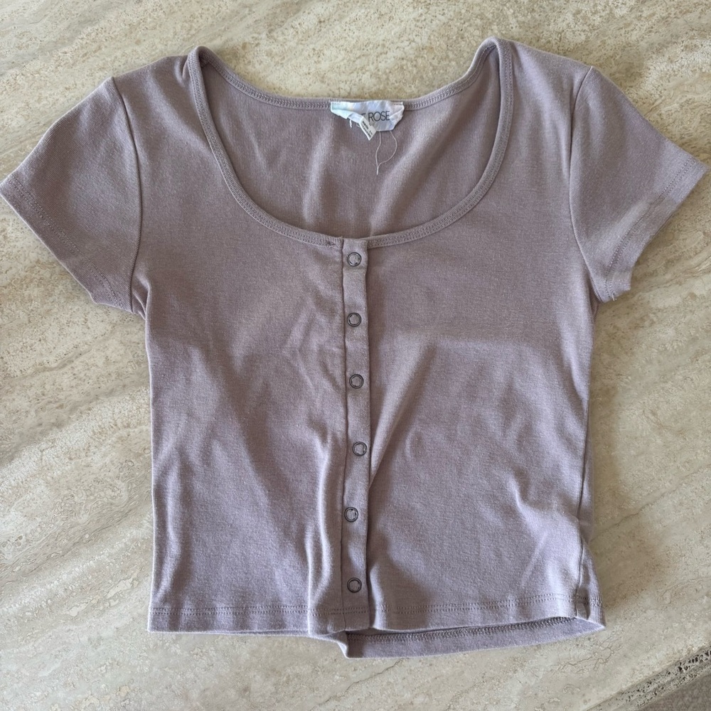 Hippie Rose Mauve Button-Front Crop Top